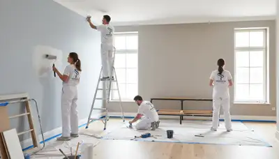 West Palm Beach painters applying interior house paint with careful prep and smooth finish